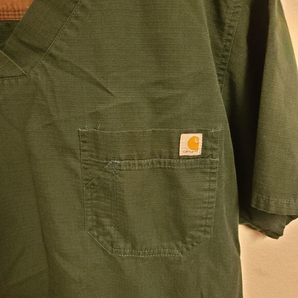 611 - Carhartt Mens Green Scrub Top size Medium - great used condition - Picture 4 of 4